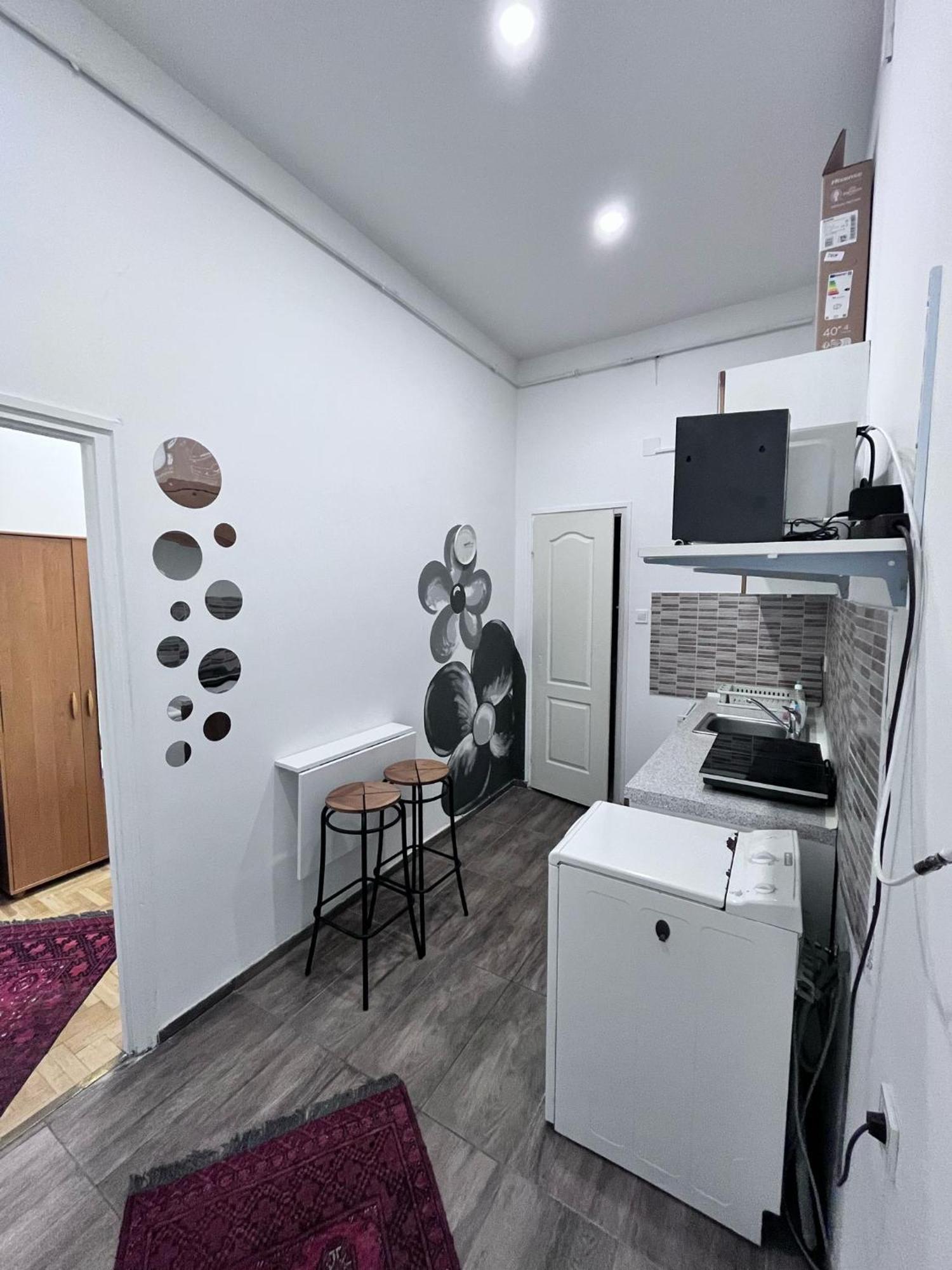 M&Ns Apartment Budapest Exterior photo